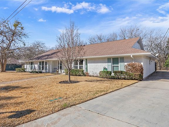 3rd image of 8207 Whippoorwill Dr