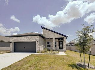 300 Winding Hollow Dr, Georgetown, TX 78628