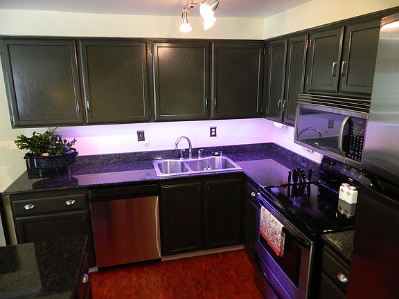 3rd image of 8945 Ravenna Ave NE