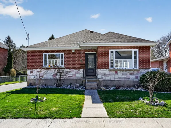 387 Mathew St, Cobourg, ON K9A 3E6