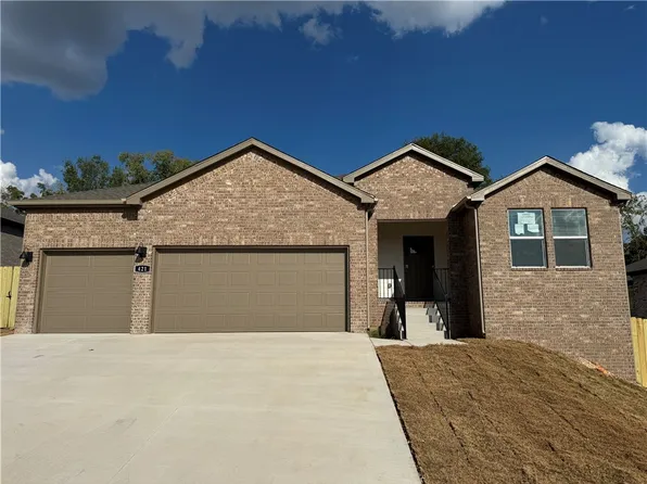 421 Maya St, Prairie Grove, AR 72753