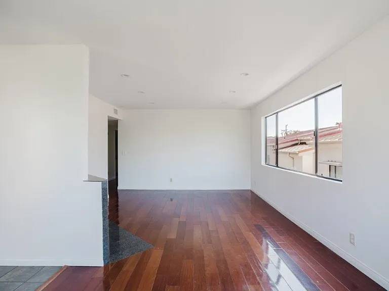 1134 Campbell St #307 — Photo 13
