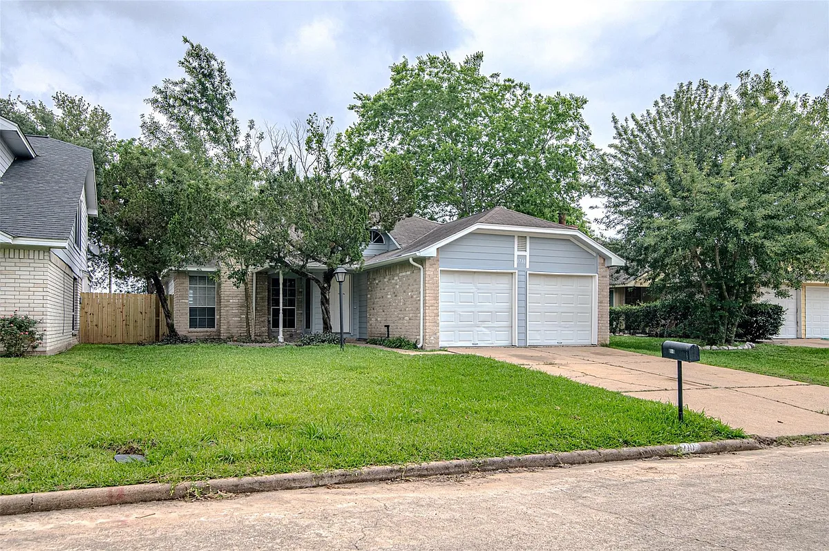 Building Photo - 1710 Blindlake Dr