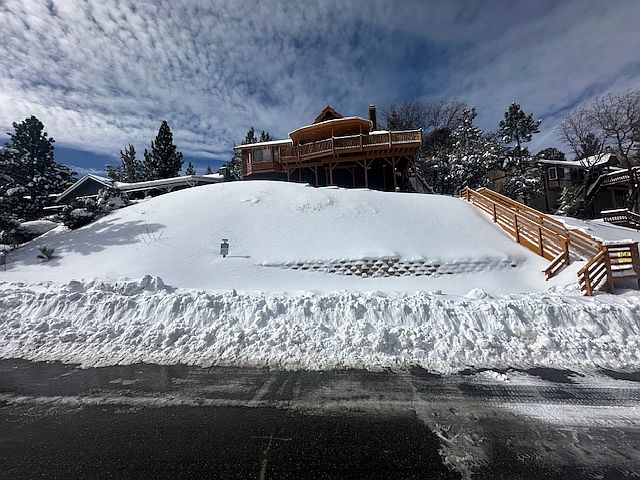 1st image of 477 Villa Grove Ave