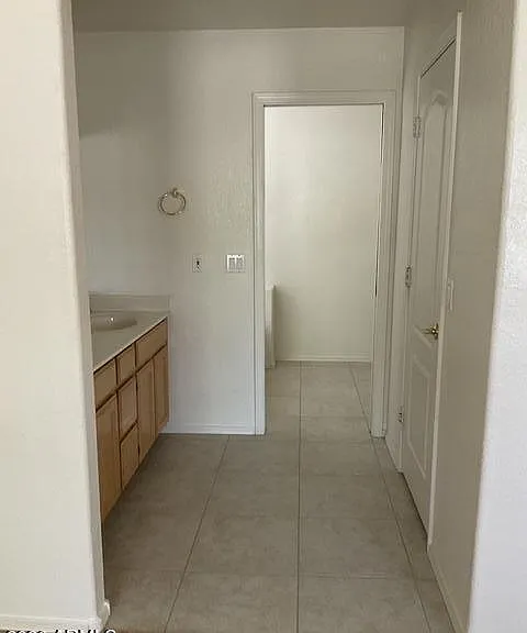 6620 E Melrose St — Photo 14