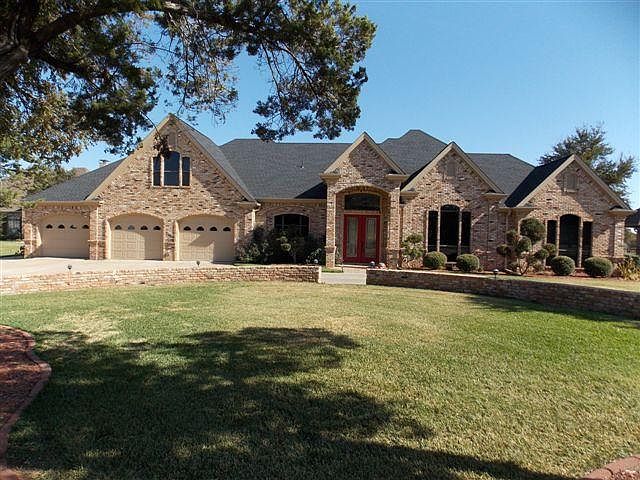 1st image of 803 Mallard Pointe Dr