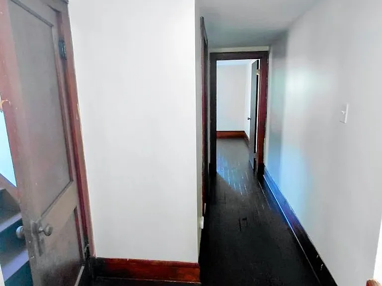 98 E Mapledale Ave — Photo 5