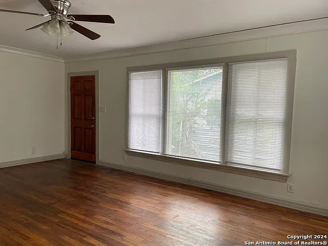 2 bed, 1.0 bath, 1092 sqft, $1,200 — Photo 3