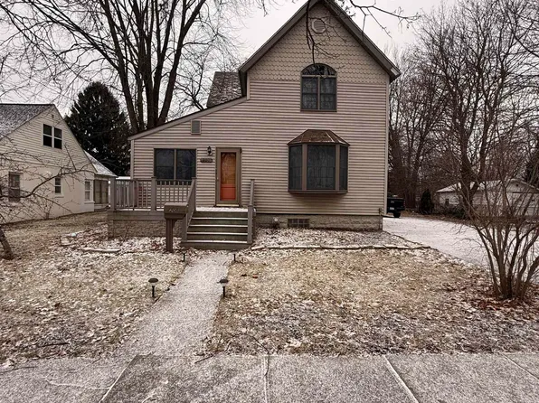 208 Marshall St, Essexville, MI 48732