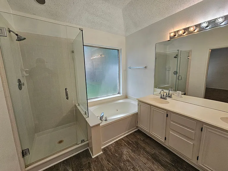 1128 Marshall Dr — Photo 34
