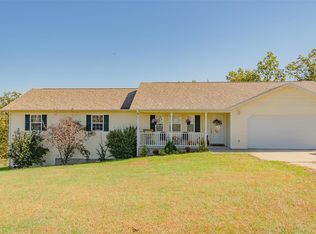 23970 Rhubarb Ln, Waynesville, MO 65583