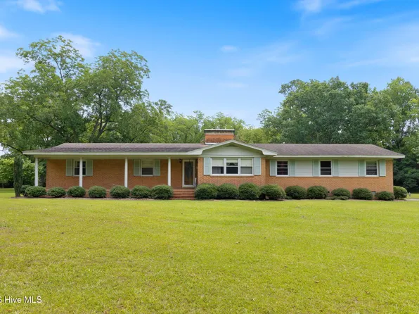 312 N Mitchell Ford Road, Clarkton, NC 28433