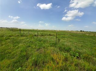 1200 County Road 465 #D, Elgin, TX 78621