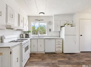 17560 Thrush Ln, Reno, NV 89508