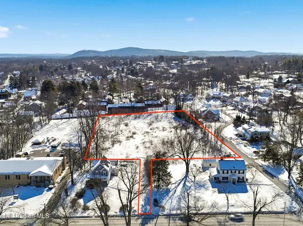 21 Bluestone Court, Kingston, NY 12401