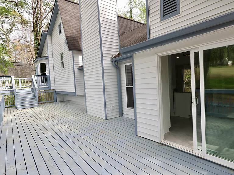 1039 Monticello Dr — Photo 14