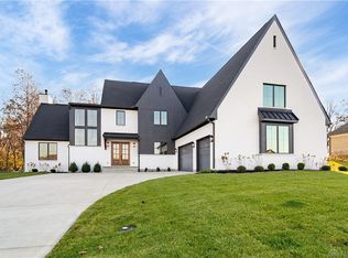 10950 Shallow Creek Ct, Dayton, OH 45458