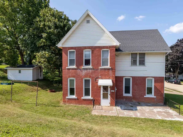 921 Rose St, Dubuque, IA 52001