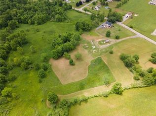 2225 Mercer Butler Pike, Grove City, PA 16127