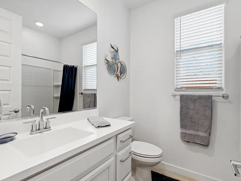 8904 W Solano Dr — Photo 14