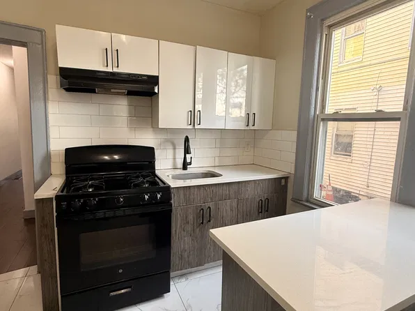 275 Schley St, Newark, NJ