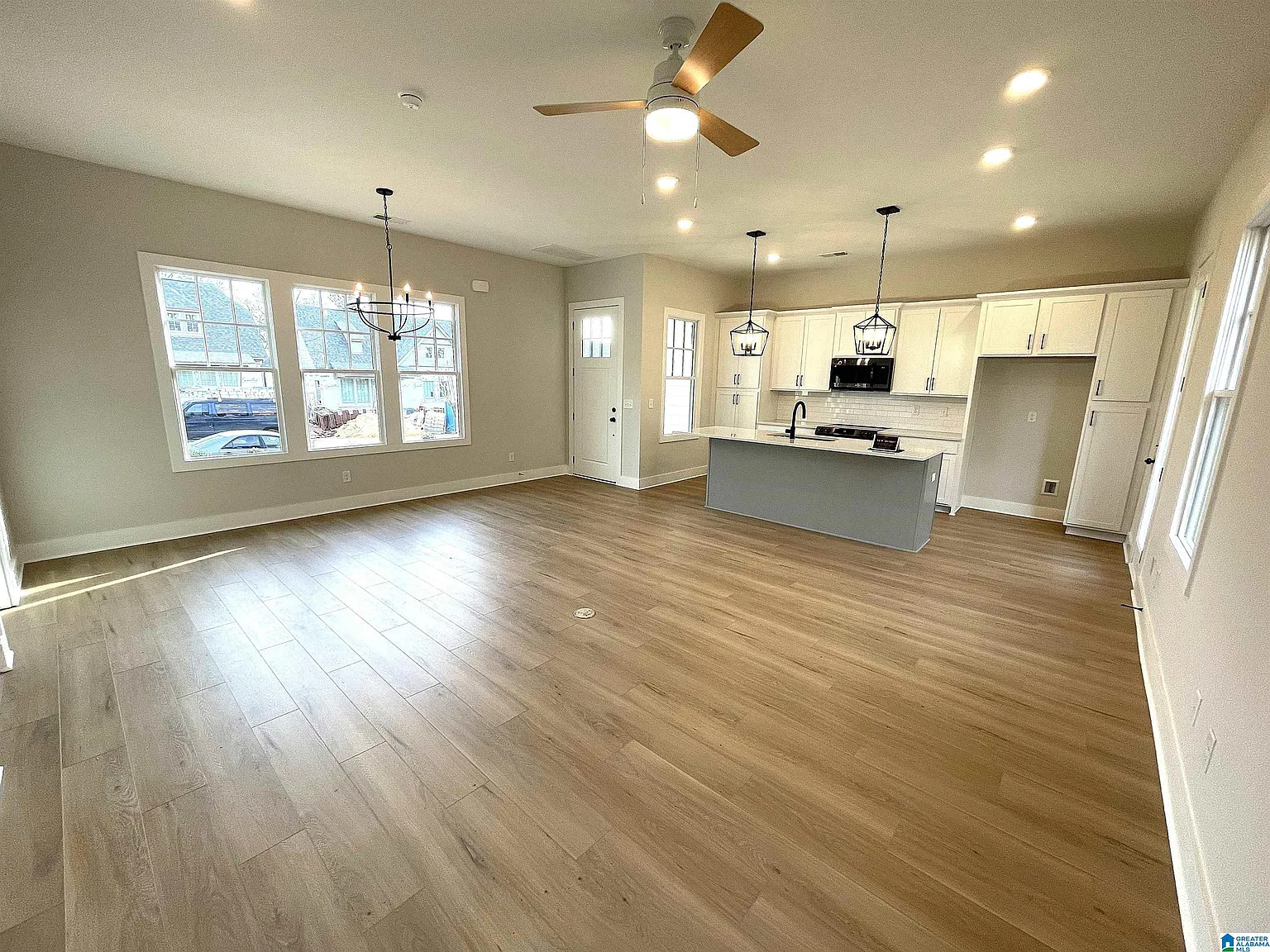 2 bed, 2.5 bath, $2,275 — Photo 2