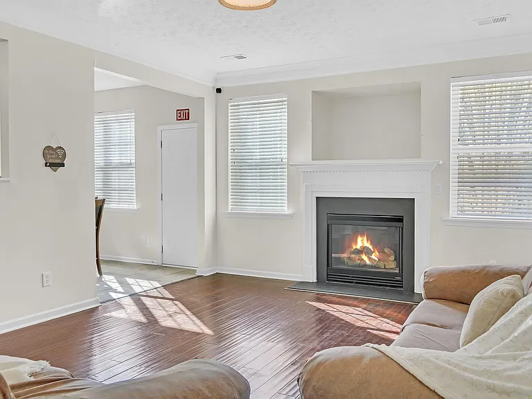 Spacious open living room