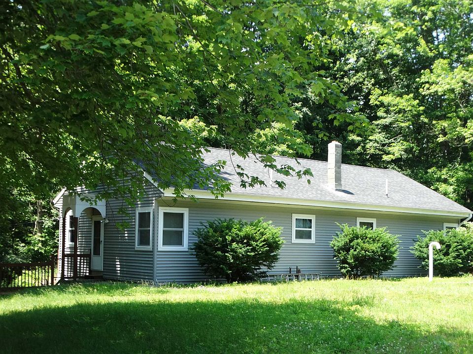 2nd image of 523 Chesterfield Road