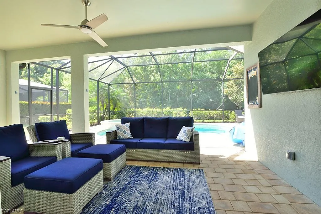 3 bed, 2.0 bath, 2160 sqft, $7,500 — Photo 4