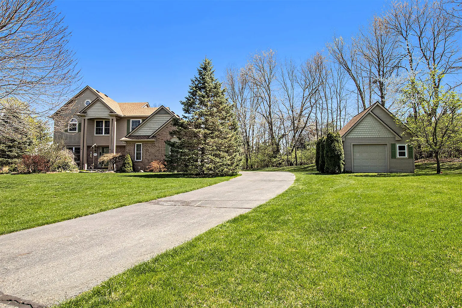 10777 Pondside Ct photo 1