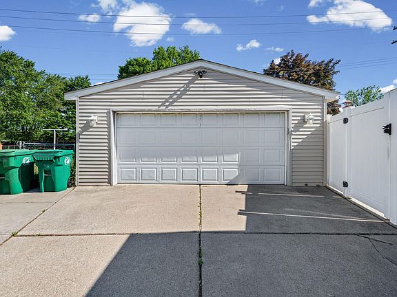 4th image of 29932 John Hauk St