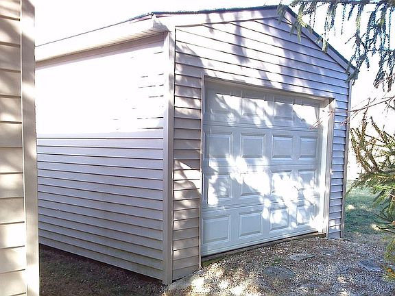 12'x24' w/ new roof