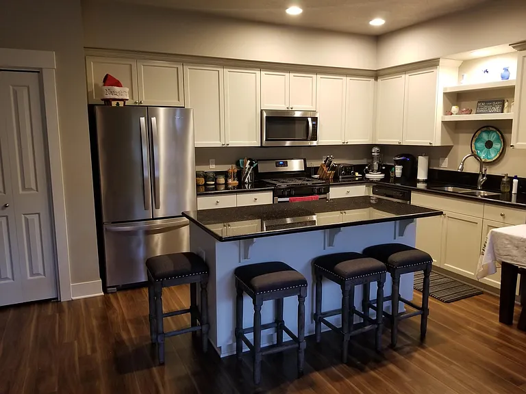 15421 SE Cobalt Loop — Photo 2