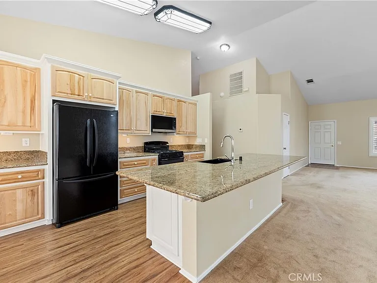 3310 Caspian Dr — Photo 13