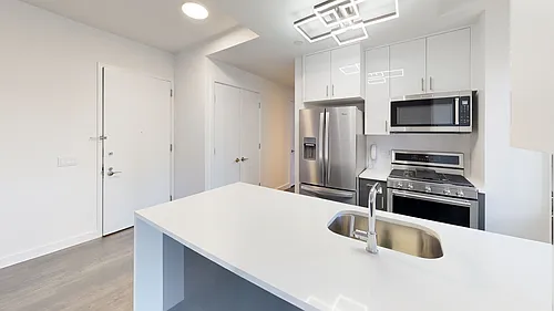 801 Amsterdam Ave #6C Photo 1