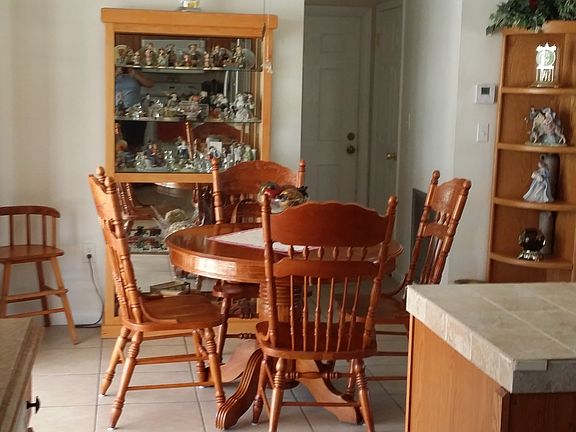 4th image of 796 SE Atlantus Ave