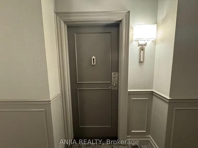 75 York Mills Rd #211 — Photo 6