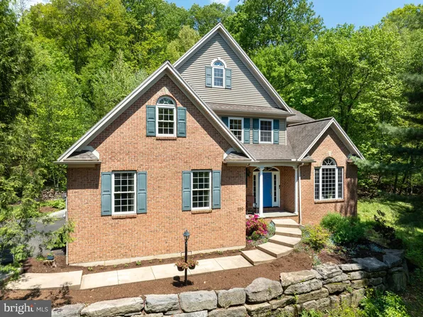 190 Michael Rd, Port Matilda, PA 16870