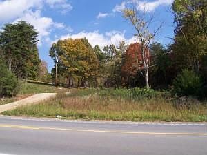 1st image of 2030 Byrdstown Hwy