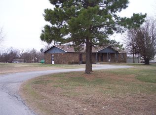 19161 Old Springtown Rd, Gentry, AR 72734