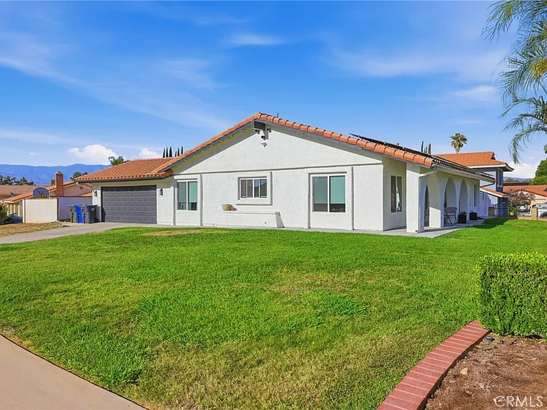 1624 Cordova Ave — Photo 16