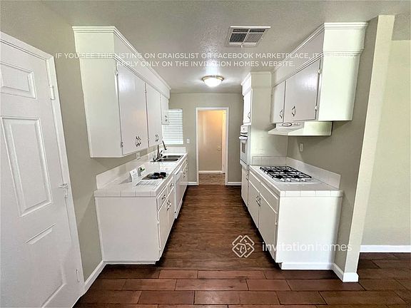 5th image of 8821 Fair Oaks Blvd