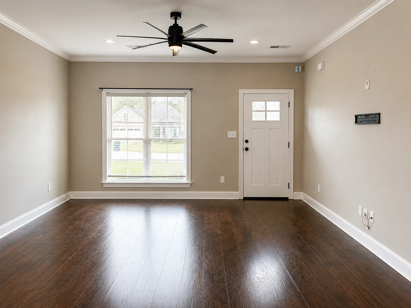 3 Bedroom Home in Lee County — Photo 3