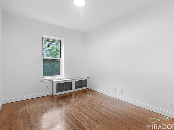 5th image of 440 E 85th St APT 1a