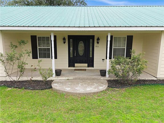 5th image of 951 Alberty Ln