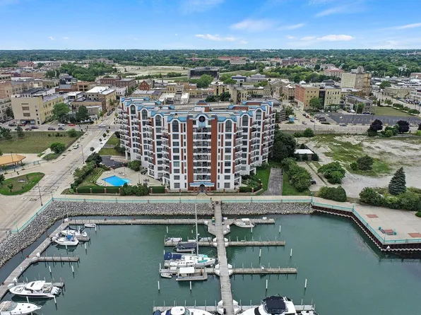 333 Lake AVENUE #801, Racine, WI 53403