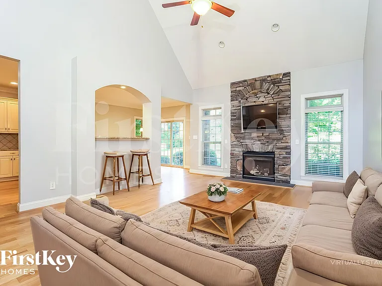 1088 Feldspar Ln — Photo 4