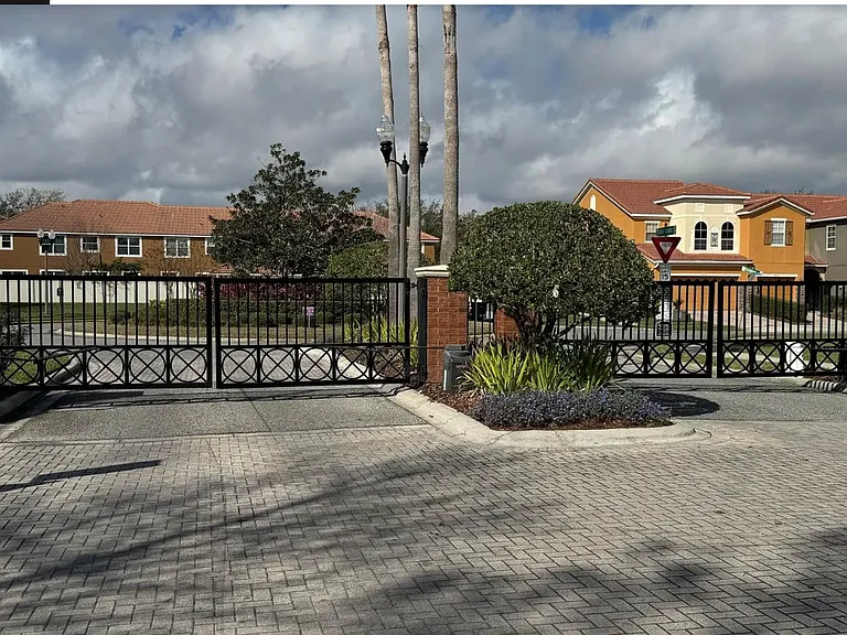 4819 Fiorazante Ave — Photo 2