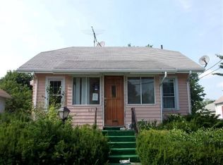 63 Rounds Ave, Providence, RI 02905