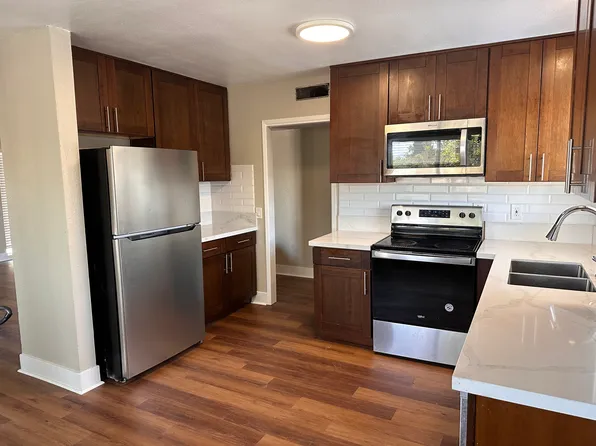 1811 E Grand Ave, Escondido, CA 92027